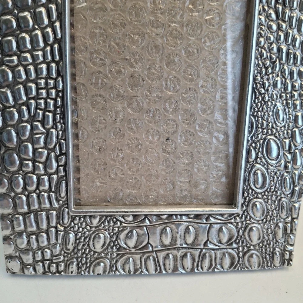 Nicole Miller Home Silver Crocodile Reptile Embossed 4x6 Picture Frame Metal